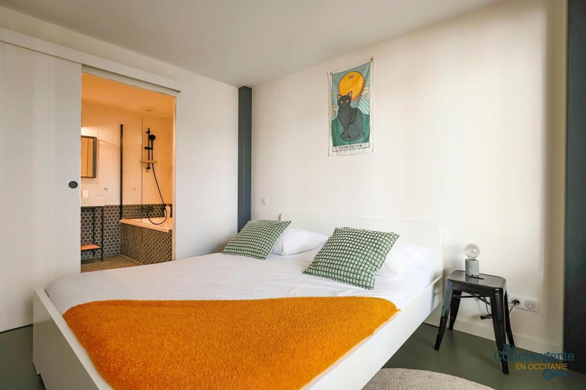 Holiday home Loft Atypique - Piscine - 9p -tlse