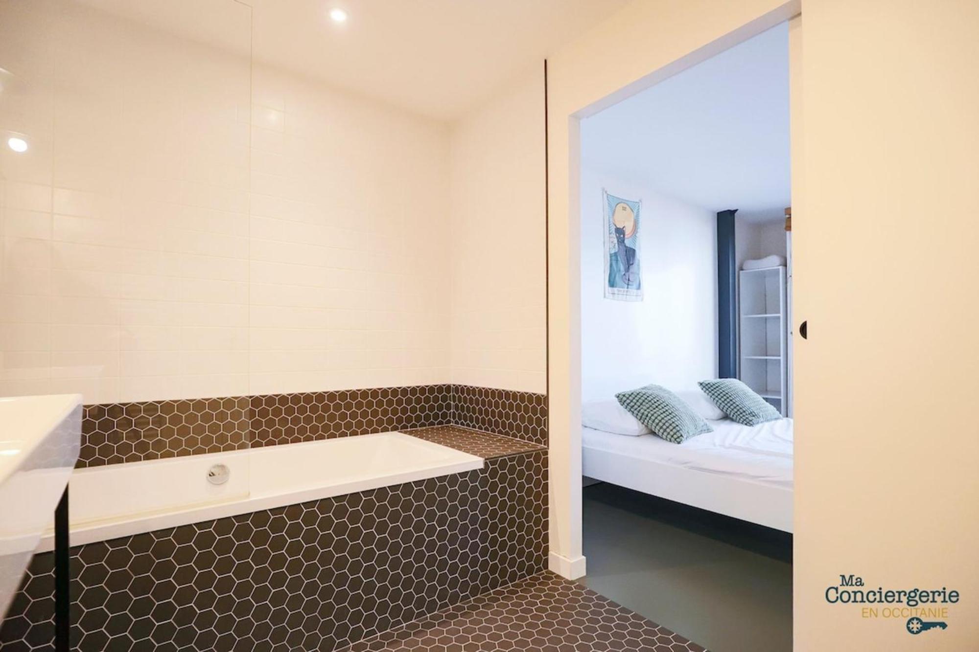Hébergement de vacances Loft Atypique - Piscine - 9p -tlse *